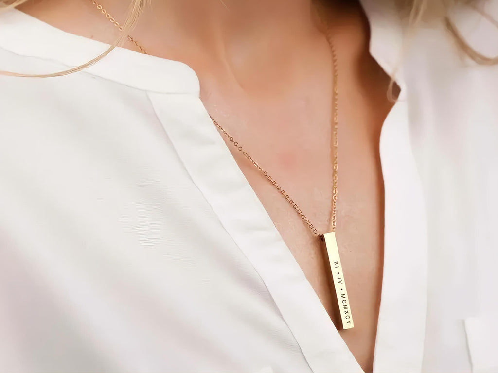 Kette mit Stabanhänger - Koordinaten Gravur